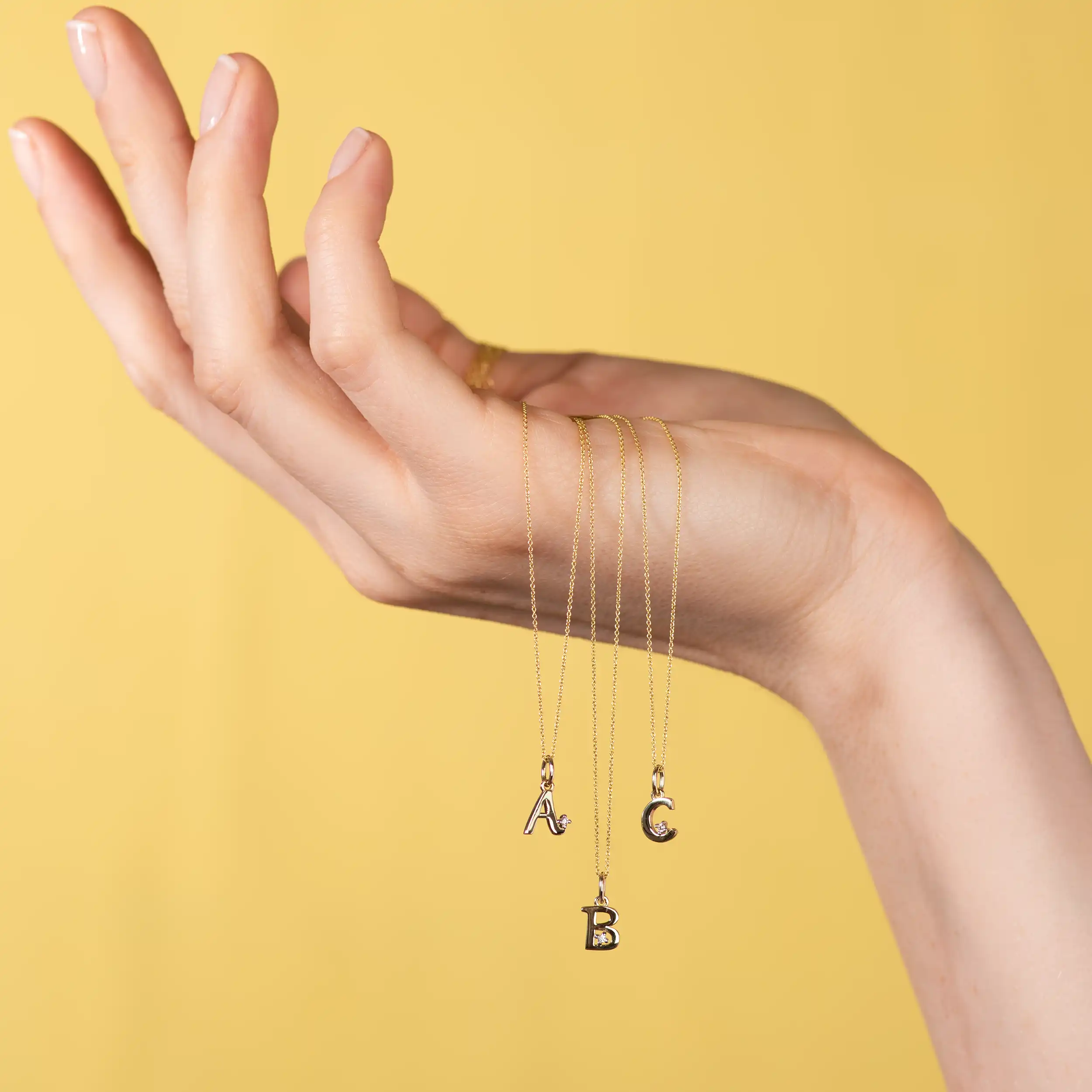 Gold Anhänger - Buchstaben