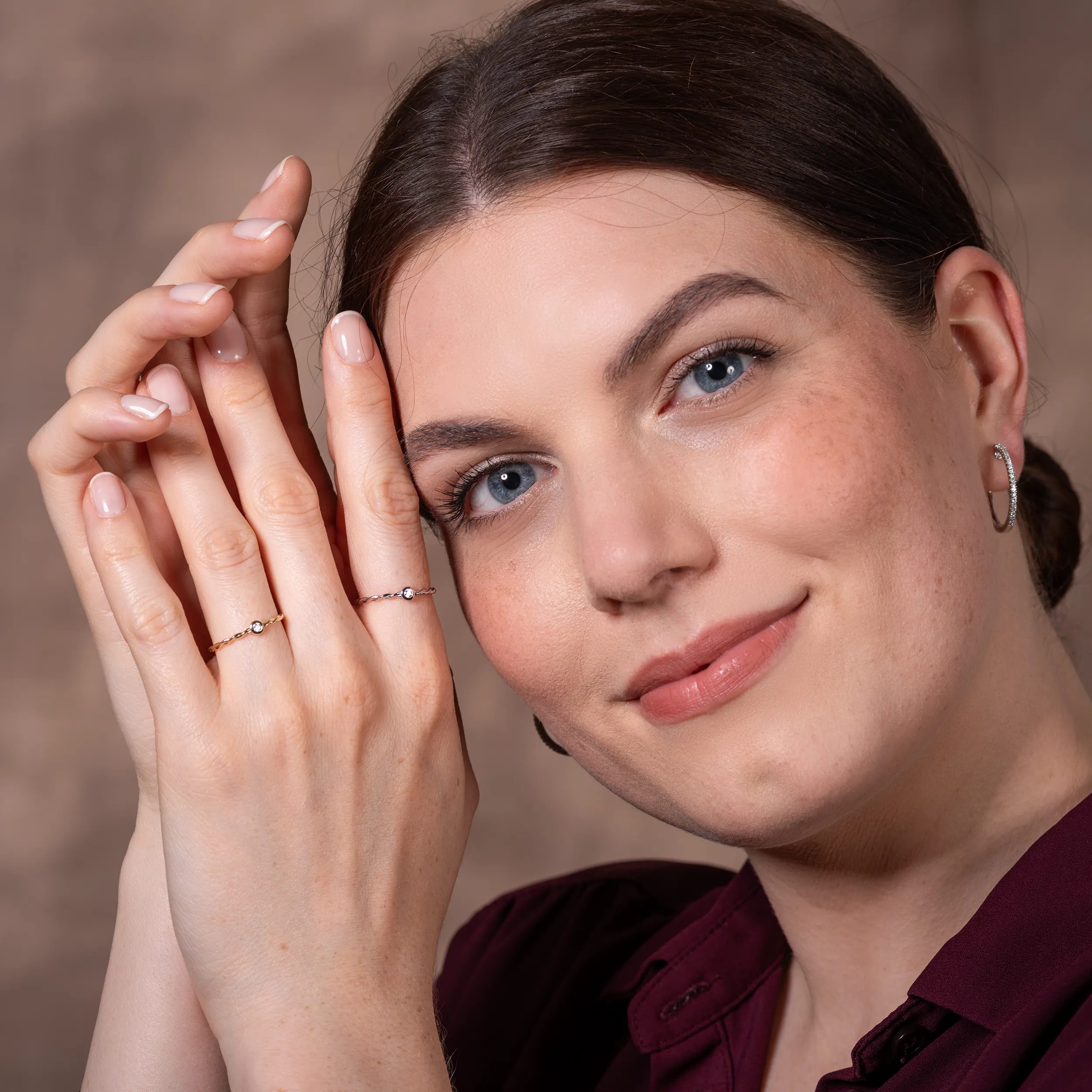 Gold Ring Kordel Diamant 0,04ct Zarge Solitär - Klassiker