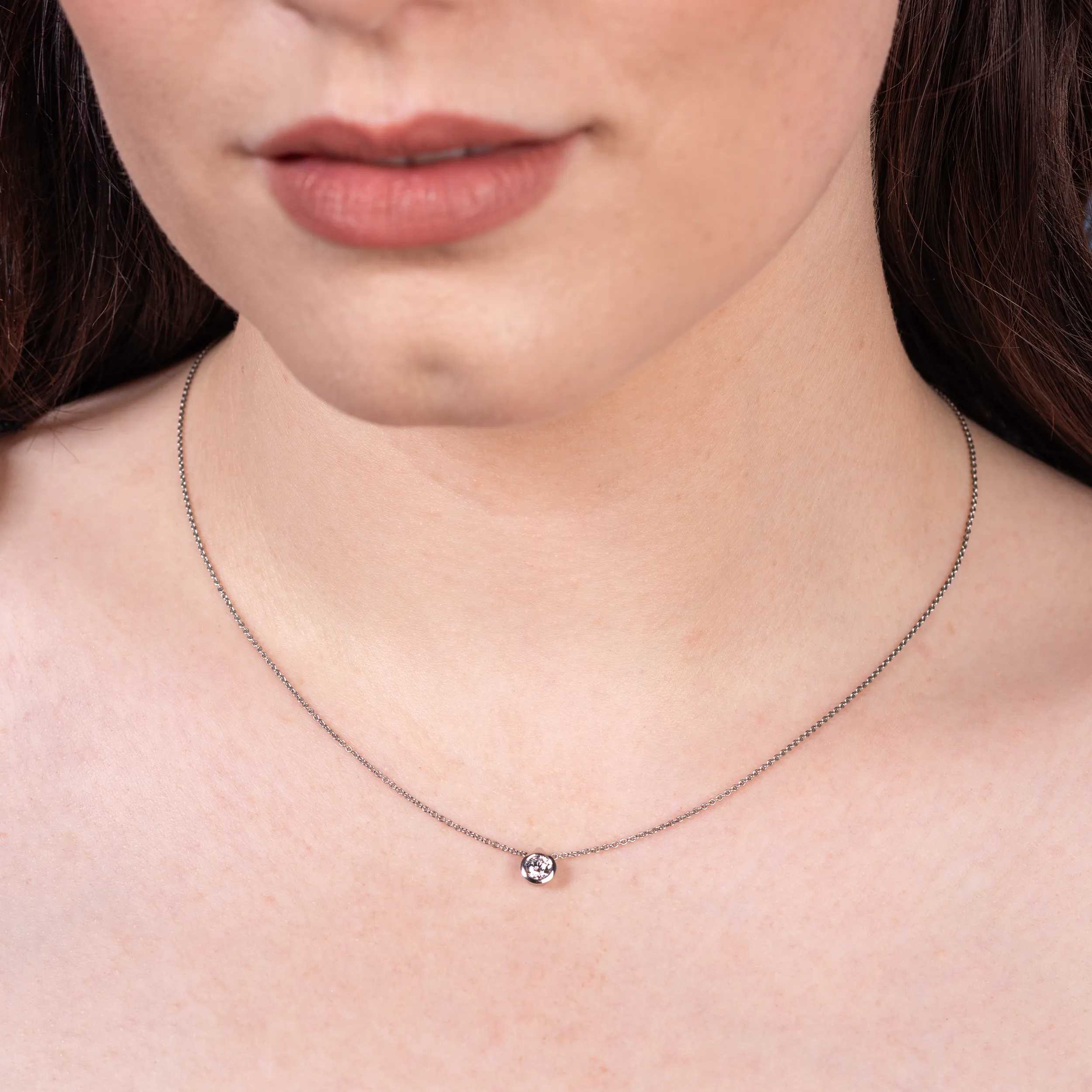 Gold Collier Diamant 0,25ct Zarge Solitär - Klassiker