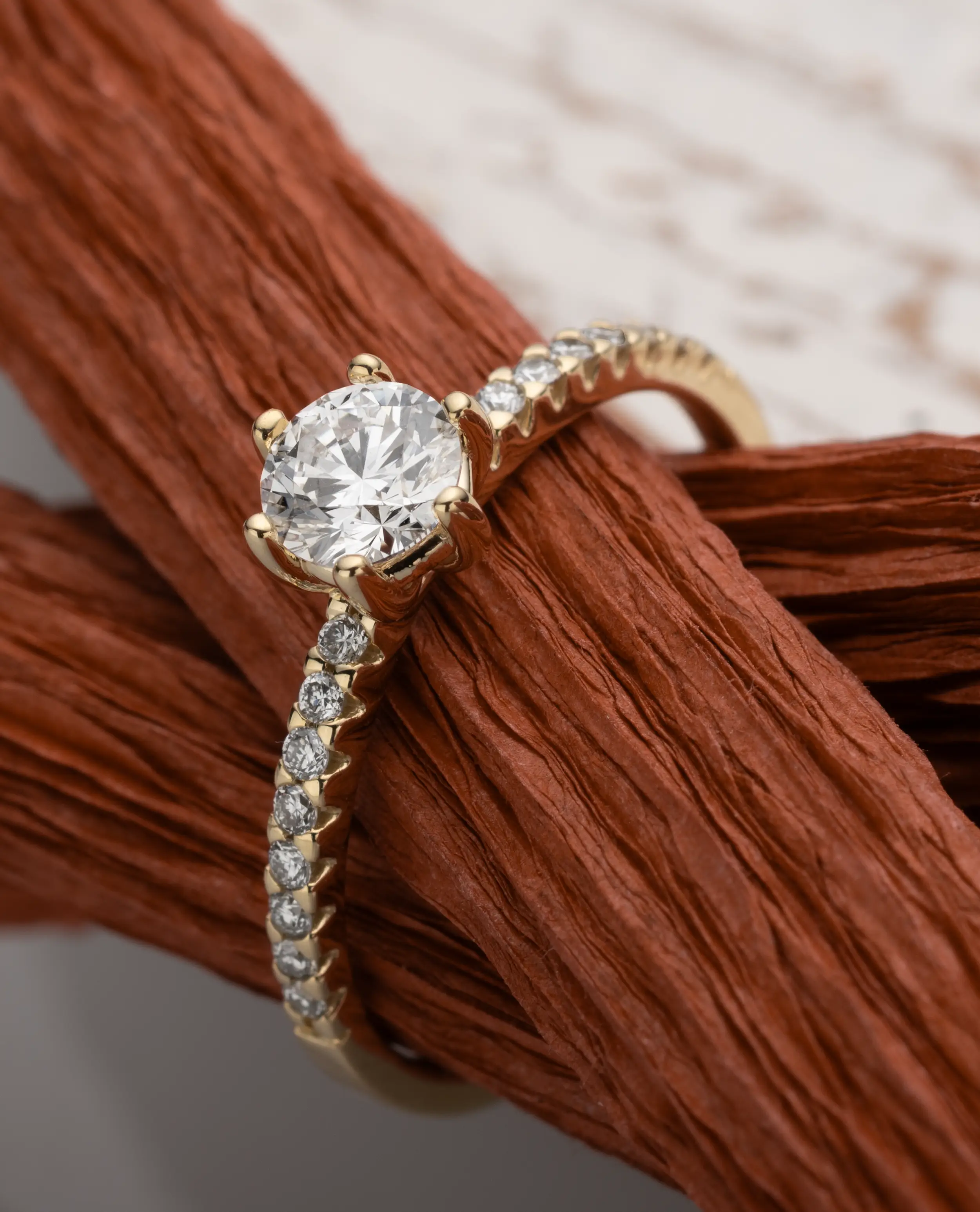 Gold Ring Diamant 0.65ct 6er Stotzen Solitaire Pave