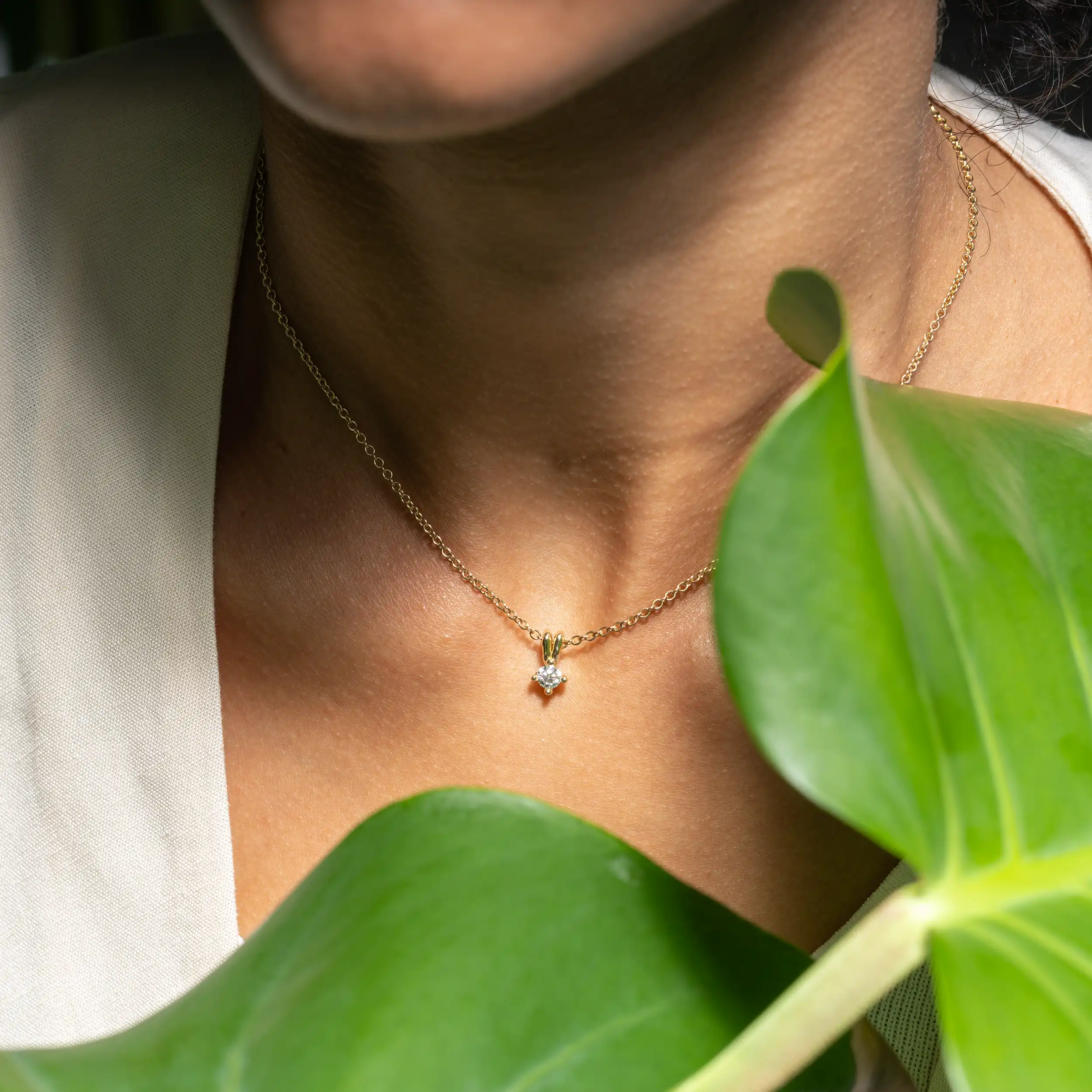 Gold Anhänger Diamant 0,25ct Solitär Liana - Floral