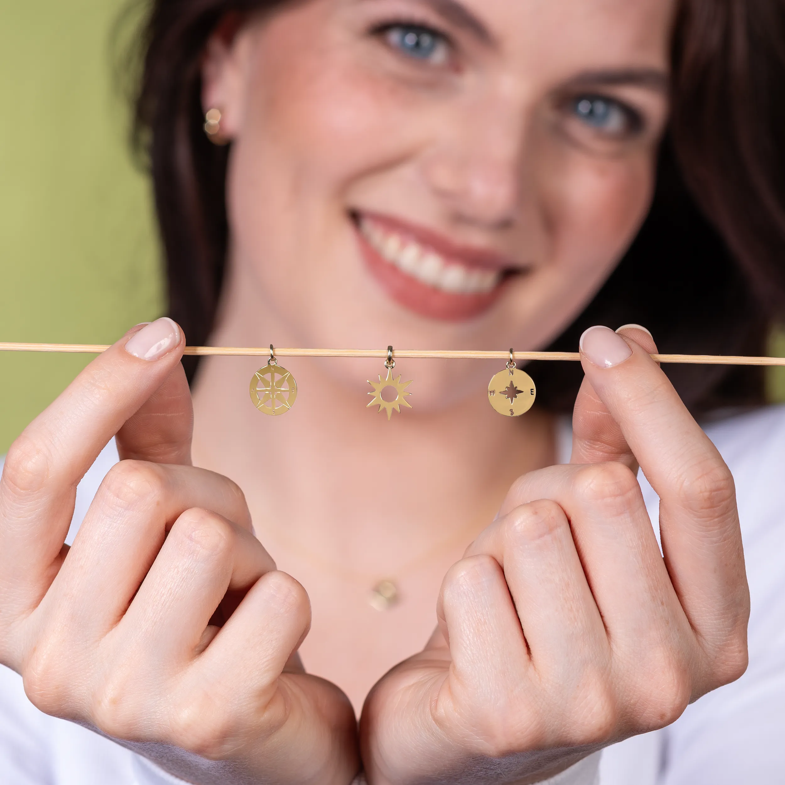 Gold Anhänger Kompass Sonne Windrose - Symbole